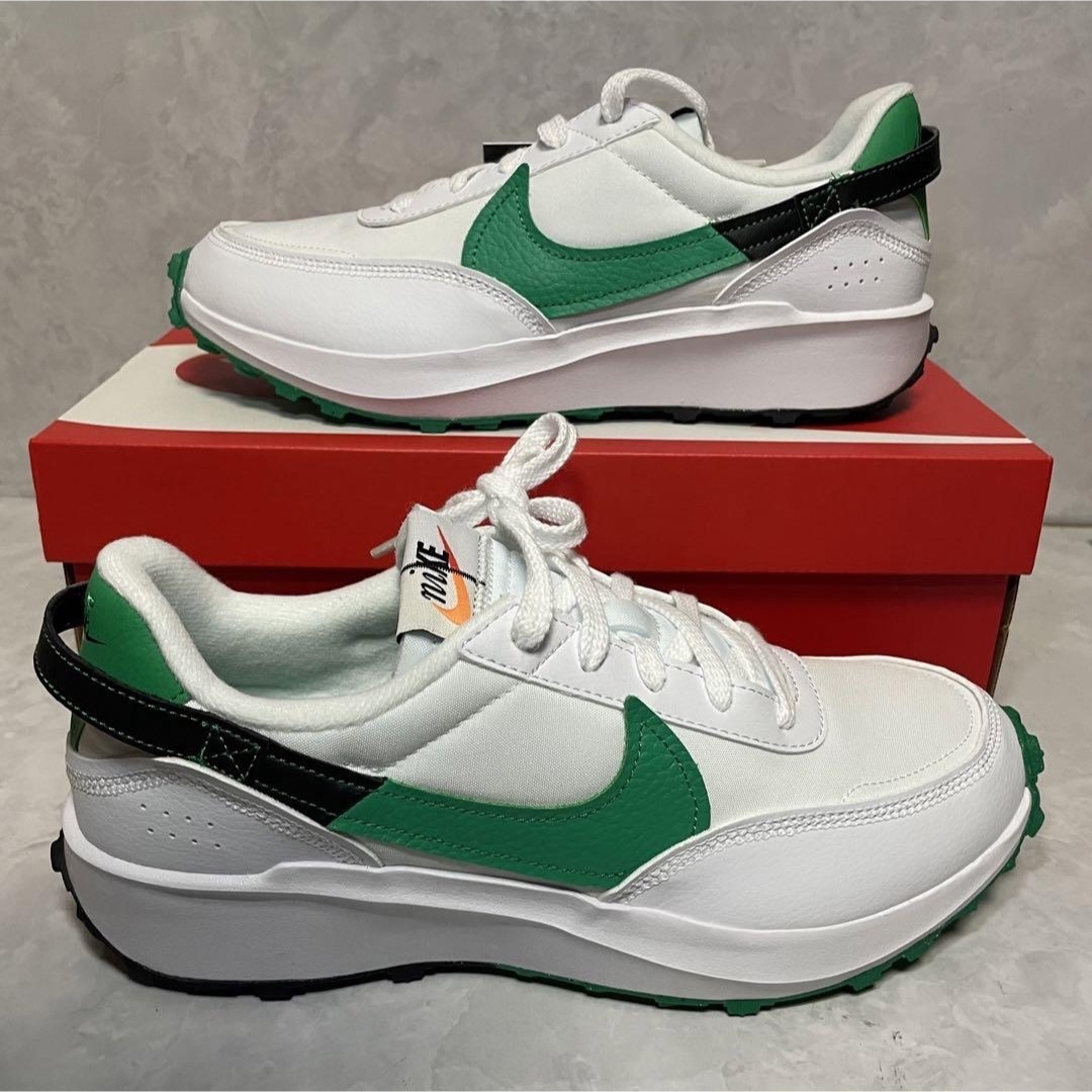 NIKE(ナイキ)のNike Waffle Debut White/StadiumGreen27.0 メンズの靴/シューズ(スニーカー)の商品写真