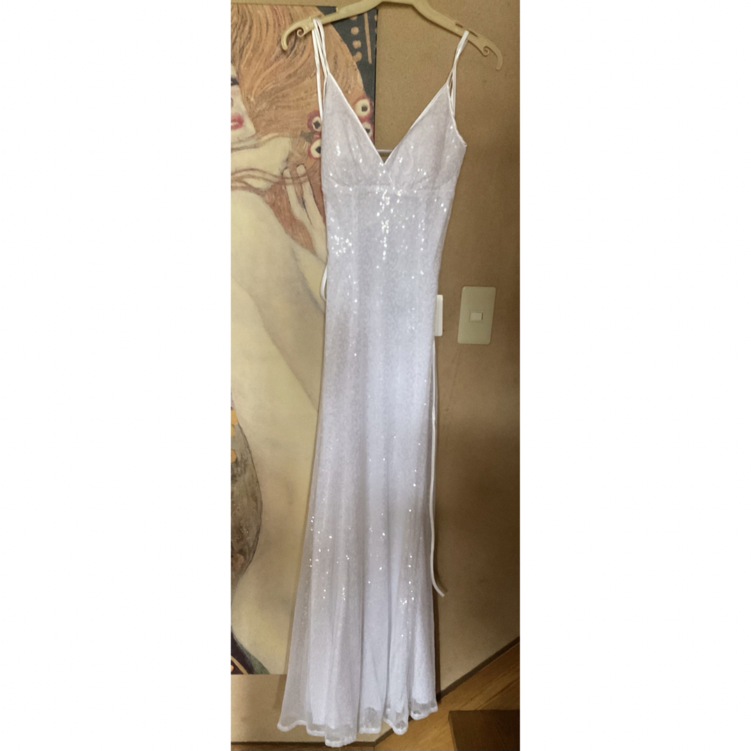 TADASHI SHOJI(タダシショウジ)の新品 USAロングドレス BEADED RS WHITE M レディースのフォーマル/ドレス(ロングドレス)の商品写真