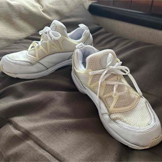 ナイキ(NIKE)のナイキ　NIKE  AIR HUARACHE LIGHT 27 センチ(スニーカー)