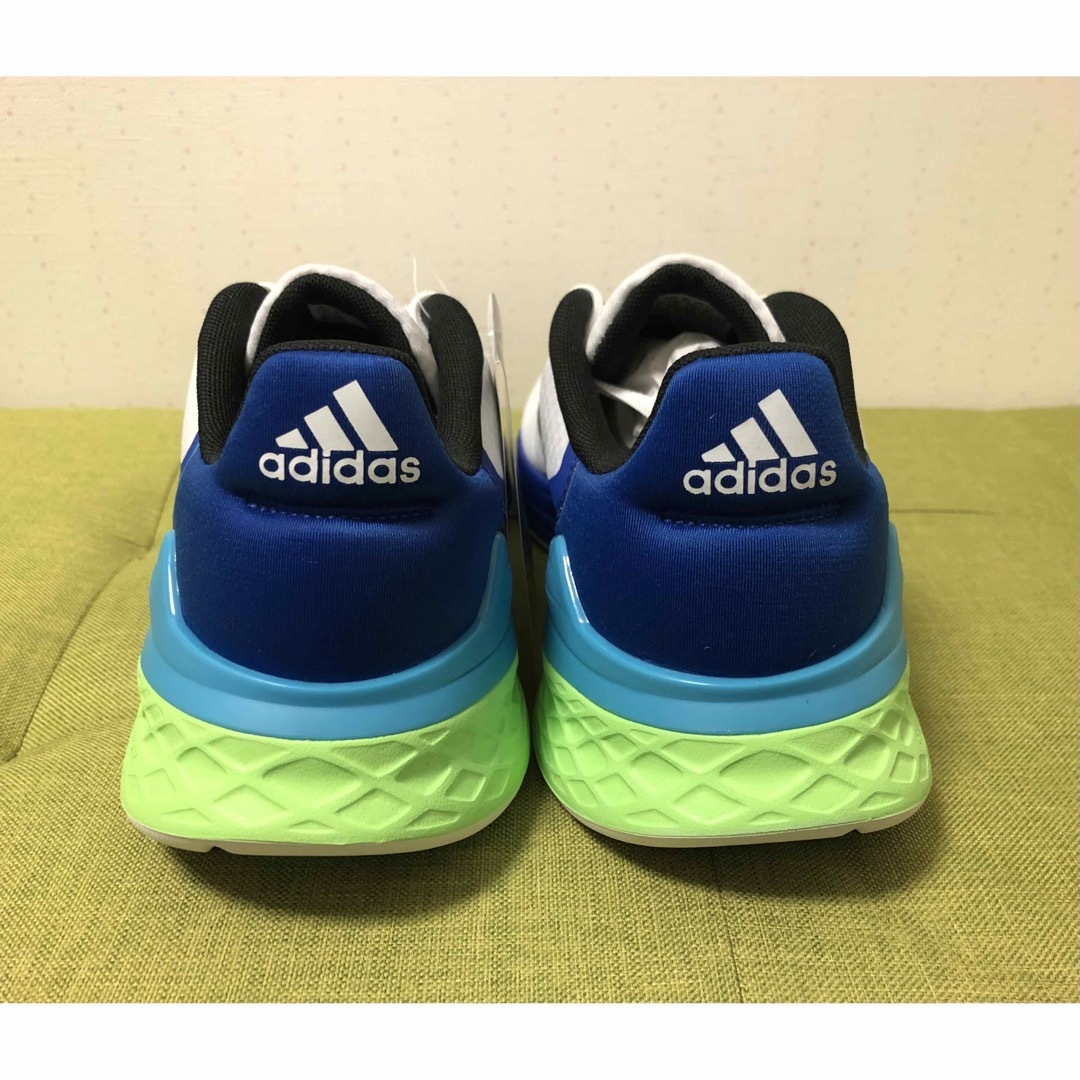 adidas(アディダス)の【新品】アディダス レスポンス SR ホワイト【25cm】 メンズの靴/シューズ(スニーカー)の商品写真