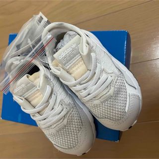 オリジナルス(Originals（adidas）)のadidas originals スニーカー　ベビー　ナイトジョガー　12センチ(スニーカー)