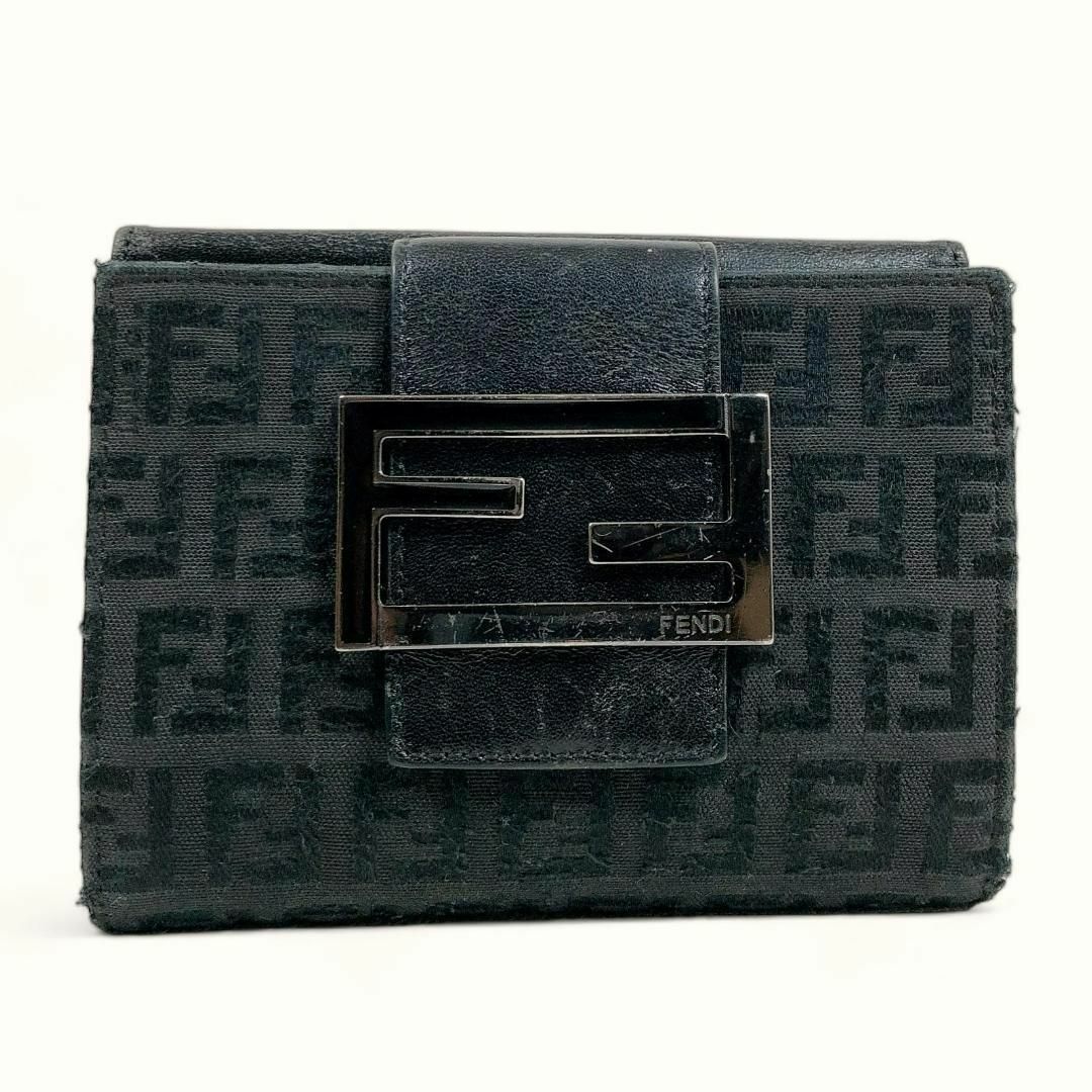 FENDI(フェンディ)のフェンディ 三つ折り財布 コンパクトウォレット デカロゴ ズッキーノ ブラック メンズのファッション小物(折り財布)の商品写真