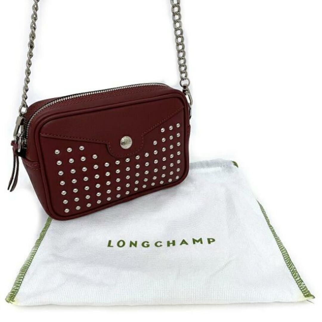 LONGCHAMP(ロンシャン)のロンシャン ショルダーバッグ ボルドー 2088-HLV-009 未使用 新品同様 レザー Sランク LONCHAMP スタッズ ポシェット ファスナー ミニバッグ 美品 定番 人気 レディース バッグ 女性 シルバー金具 革 ロゴ レディースのバッグ(ショルダーバッグ)の商品写真