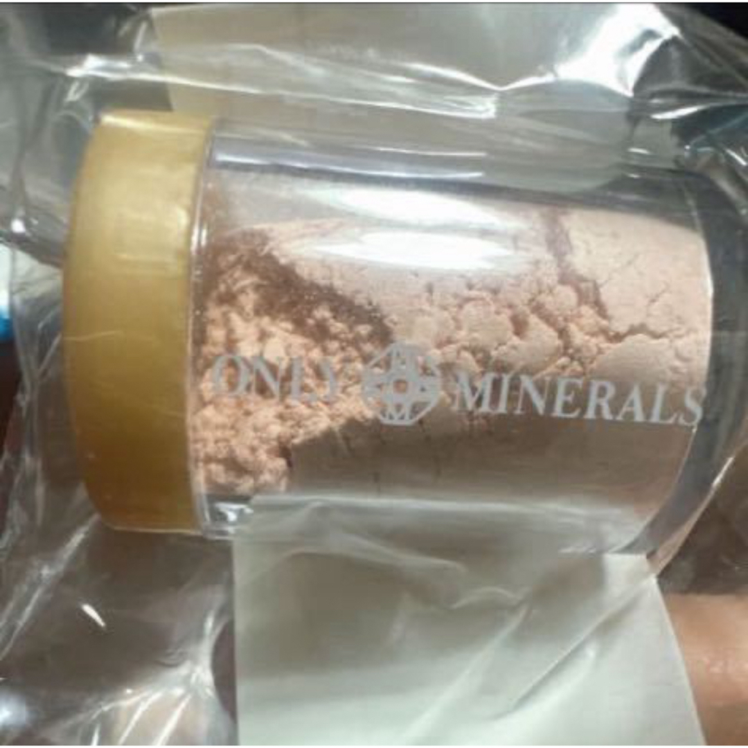 ONLY MINERALS (オンリーミネラル)のオンリーミネラル フェイスパウダーレフィル ベルベット SPF27PA++ 新品 コスメ/美容のベースメイク/化粧品(フェイスパウダー)の商品写真