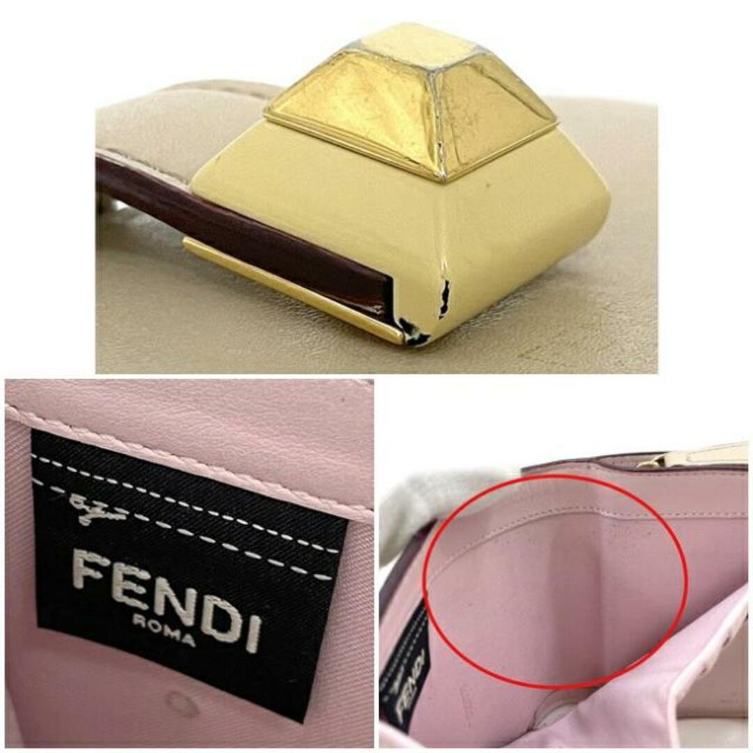 FENDI(フェンディ)のフェンディ 二つ折り 財布 ベージュ ピンク ゴールド 8M0386 SWD コンパクト レザー 中古 FENDI ミニ ウォレット スタッズ シンプル ホック ファスナー 小銭入れ有 ワンポイント 定番 人気 レディース 女性 無地 レディースのファッション小物(財布)の商品写真