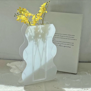 ラティス(Lattice)のlattice アクリルフラワーベース 花瓶 インテリア 韓国 クリア ホワイト(花瓶)