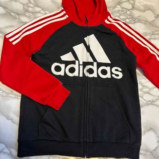 アディダス(adidas)のadidas アディダス　パーカー　150cm(ジャケット/上着)