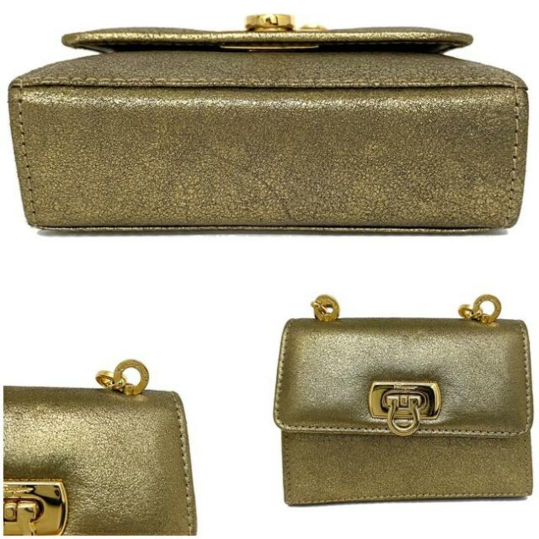 FERRAGAMO - フェラガモ ミニ チェーン バッグ ゴールド FERRAGAMO - フェラガモ ミニ チェーン バッグ ゴールド