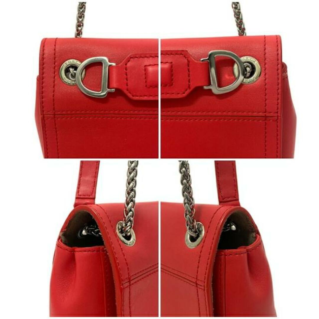 Furla(フルラ)のフルラ ショルダー バッグ レッド シルバー 美品 レザー 中古 FURLA 赤 2way チェーン フラップ 斜め掛け 肩掛け 人気 レディース 女性 ロゴ シルバー金具 シンプル 無地 ミニ ミニバッグ パーティー 高級感 マチ有 レディースのバッグ(その他)の商品写真