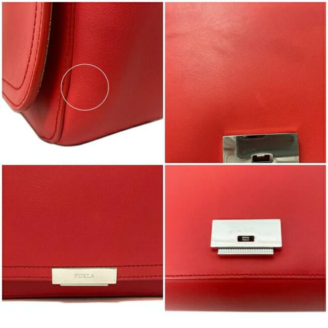 Furla(フルラ)のフルラ ショルダー バッグ レッド シルバー 美品 レザー 中古 FURLA 赤 2way チェーン フラップ 斜め掛け 肩掛け 人気 レディース 女性 ロゴ シルバー金具 シンプル 無地 ミニ ミニバッグ パーティー 高級感 マチ有 レディースのバッグ(その他)の商品写真