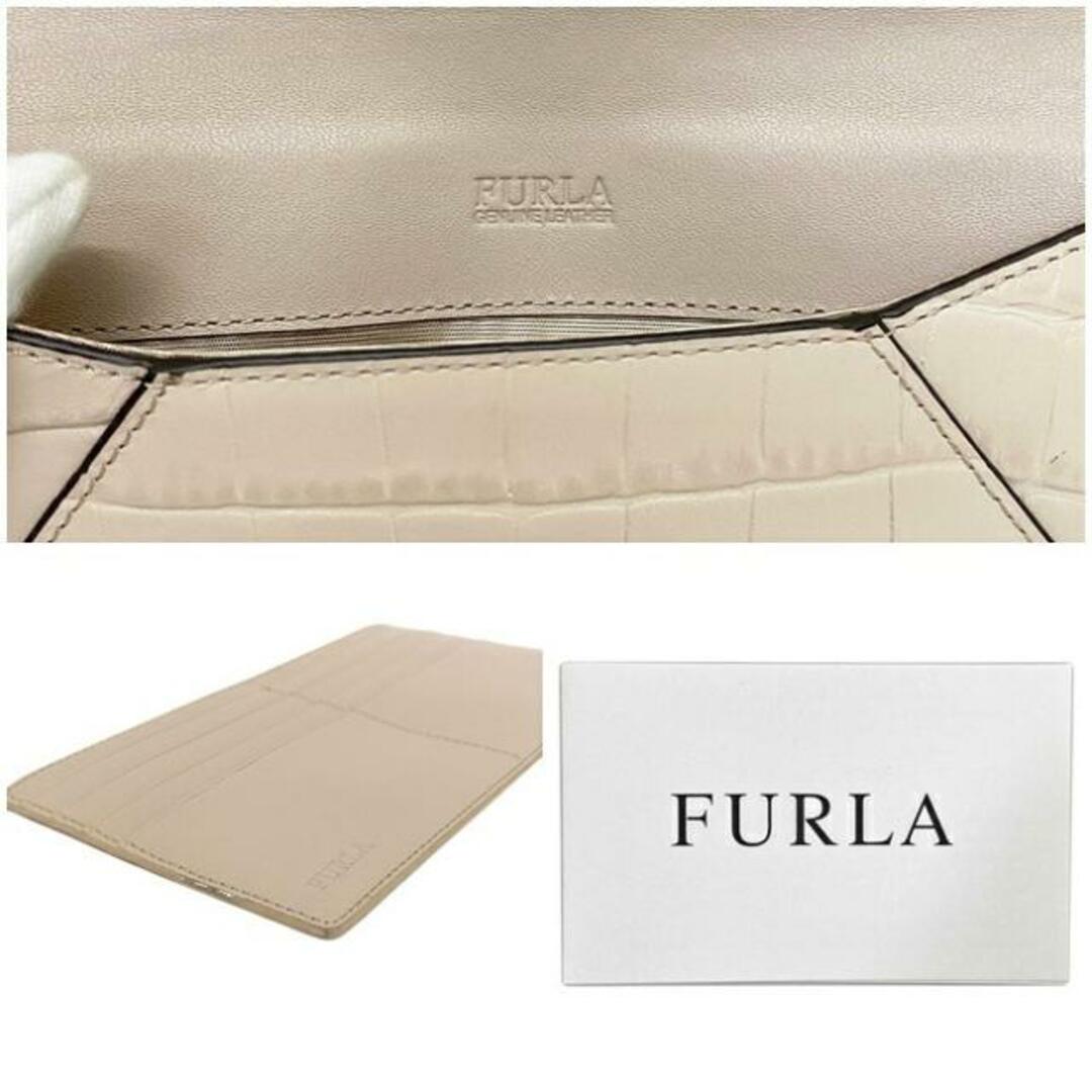 Furla(フルラ)のフルラ 二つ折り 長財布 ベージュ ピンク 美品 レザー 中古 FURLA ホック インナーポケット付 フラップ シンプル ホック ストラップ ロゴ ワンポイント 定番 人気 レディース 女性 ロングウォレット 本革 財布 外ポケット レディースのファッション小物(財布)の商品写真