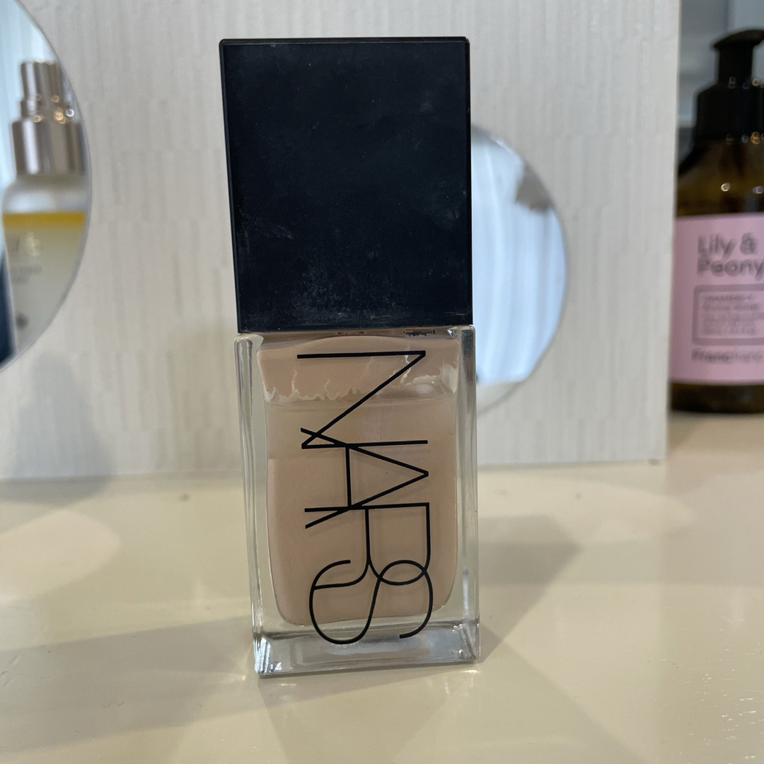 NARS(ナーズ)のNARS ライトリフレクティング ファンデーション 02166 コスメ/美容のベースメイク/化粧品(ファンデーション)の商品写真