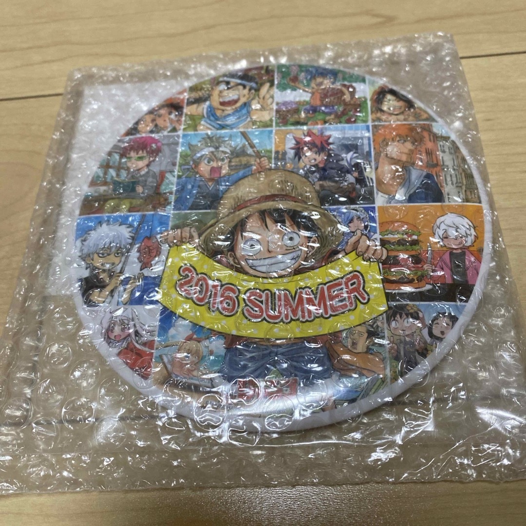 少年ジャンプ＋」スクエア缶バッジコレクション（スタンド付き