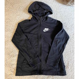 ナイキ(NIKE)のNIKEキッズパーカー150ｾﾝﾁ(ジャケット/上着)