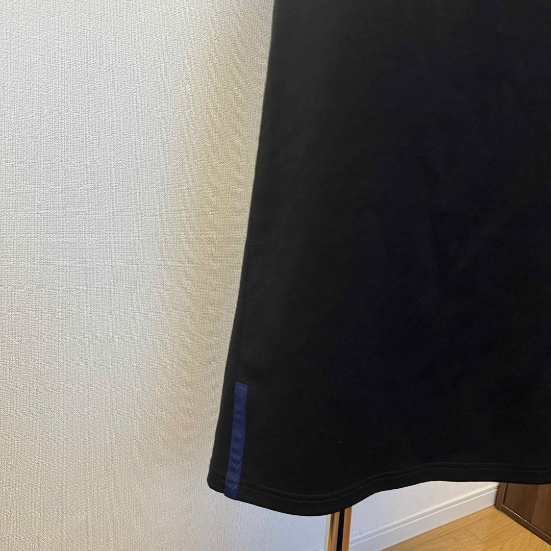 L'EQUIPE(レキップ)のYOSHIE INABA ブラックスカート　サイズ38 レディースのスカート(ひざ丈スカート)の商品写真