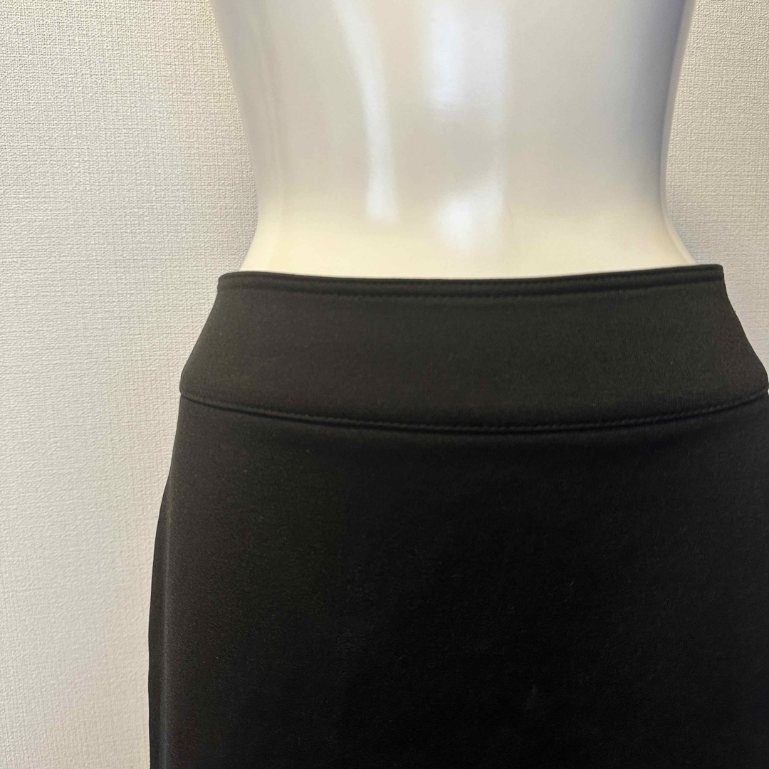 L'EQUIPE(レキップ)のYOSHIE INABA ブラックスカート　サイズ38 レディースのスカート(ひざ丈スカート)の商品写真