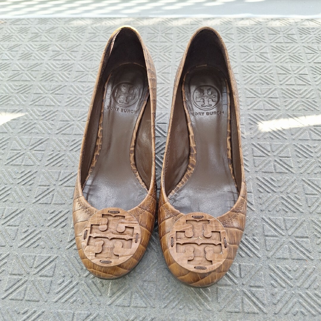 Tory Burch(トリーバーチ)のTory Burch　トリーバーチ　ウェッジソール　パンプス　茶系　サイズ６ レディースの靴/シューズ(ハイヒール/パンプス)の商品写真