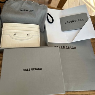 バレンシアガ(Balenciaga)のBALENCIAGAカードケース☆ホワイトクロコ柄(名刺入れ/定期入れ)
