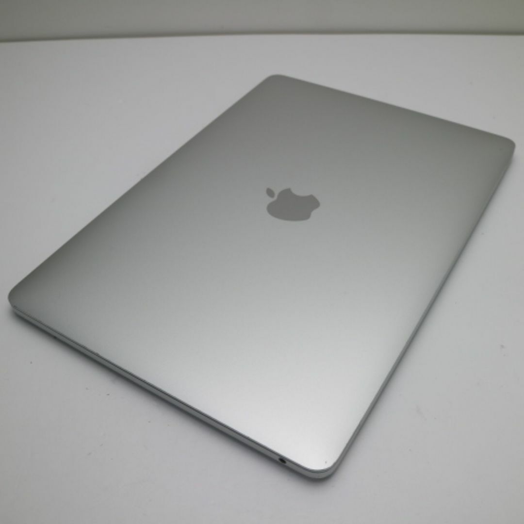 Apple(アップル)の超美品MacBookPro2017 13インチi5 8GB256GB M111 スマホ/家電/カメラのPC/タブレット(ノートPC)の商品写真