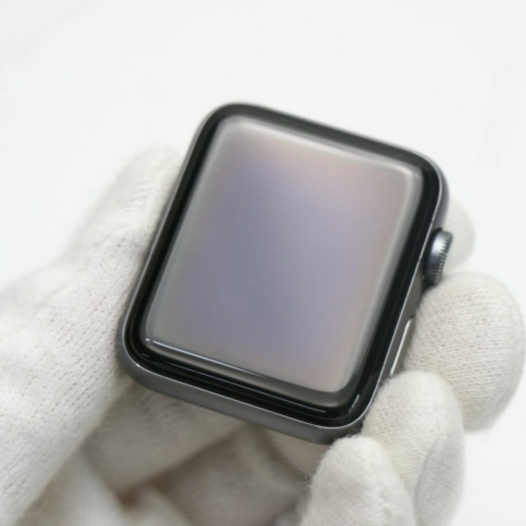 Apple(アップル)のApple Watch series3 42mm GPS M111 スマホ/家電/カメラのスマホ/家電/カメラ その他(その他)の商品写真