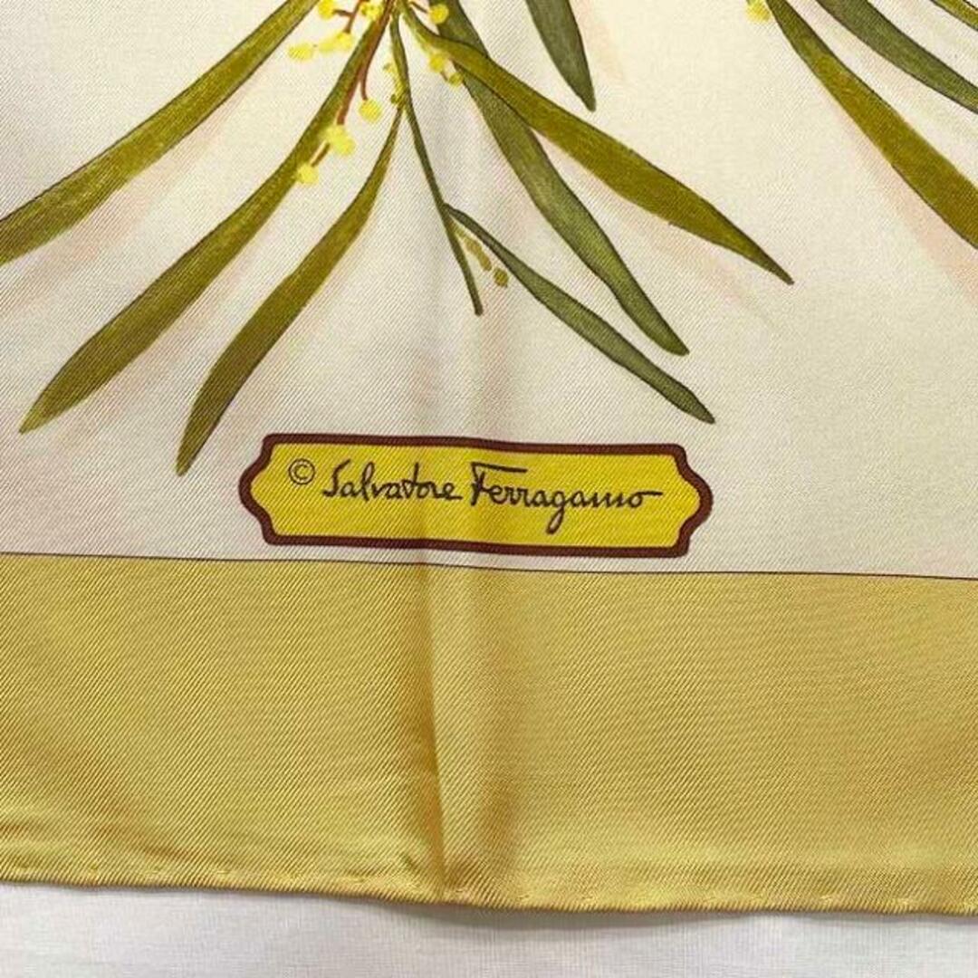 Ferragamo(フェラガモ)のサルヴァトーレ フェラガモ スカーフ ピンク イエロー クリーニング済み シルク 100％ 中古 Salvatore Ferragamo 花 アパレル ロゴ 定番 人気 女性 レディース ファッション アクセント フラワー 小物 レディースのファッション小物(バンダナ/スカーフ)の商品写真