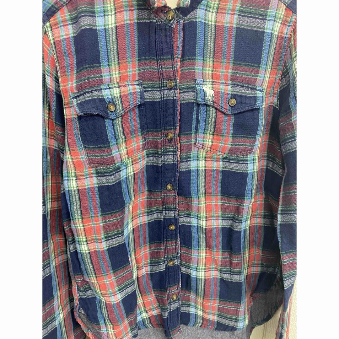 Abercrombie&Fitch(アバクロンビーアンドフィッチ)のネルシャツ 長袖シャツ　アバクロAbercrombie &Fitch サイズXS レディースのトップス(シャツ/ブラウス(長袖/七分))の商品写真