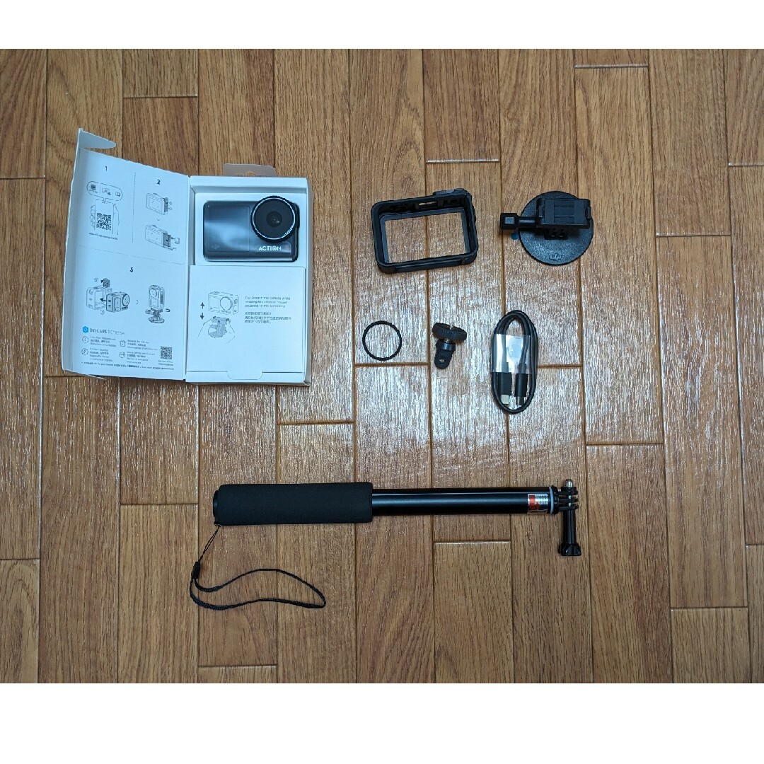 おまけ付き！DJI ACTION 3 アクションカメラ スタンダードコンボ スマホ/家電/カメラのカメラ(ビデオカメラ)の商品写真