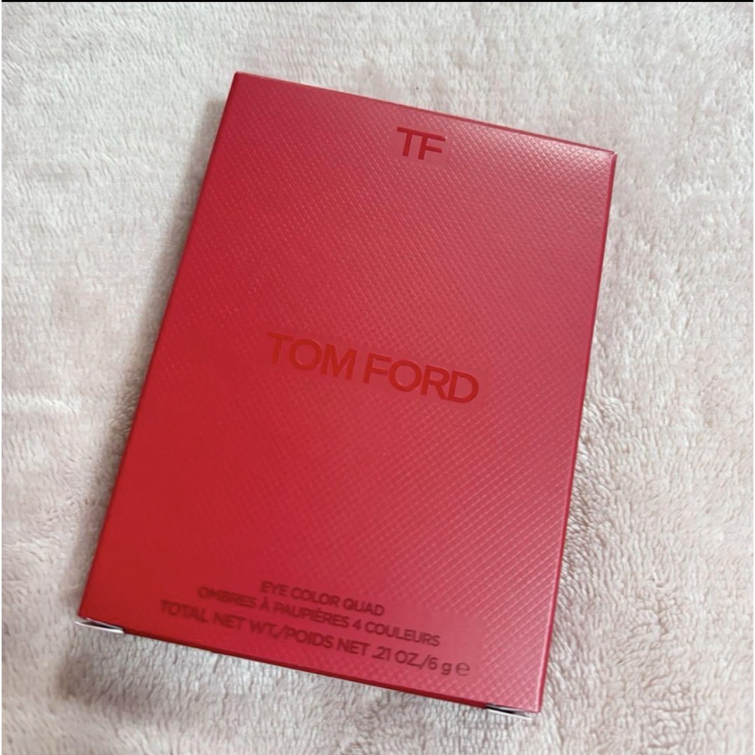 TOM FORD BEAUTY(トムフォードビューティ)のトムフォード アイシャドウ　限定品 コスメ/美容のベースメイク/化粧品(アイシャドウ)の商品写真