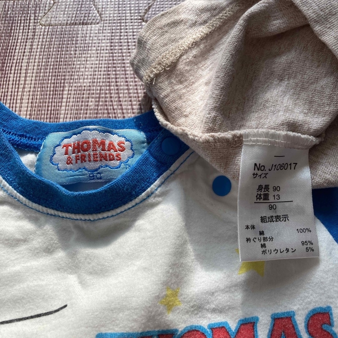 THOMAS(トーマス)のTシャツ　90  男の子　トーマス　車　まとめ キッズ/ベビー/マタニティのキッズ服男の子用(90cm~)(Tシャツ/カットソー)の商品写真