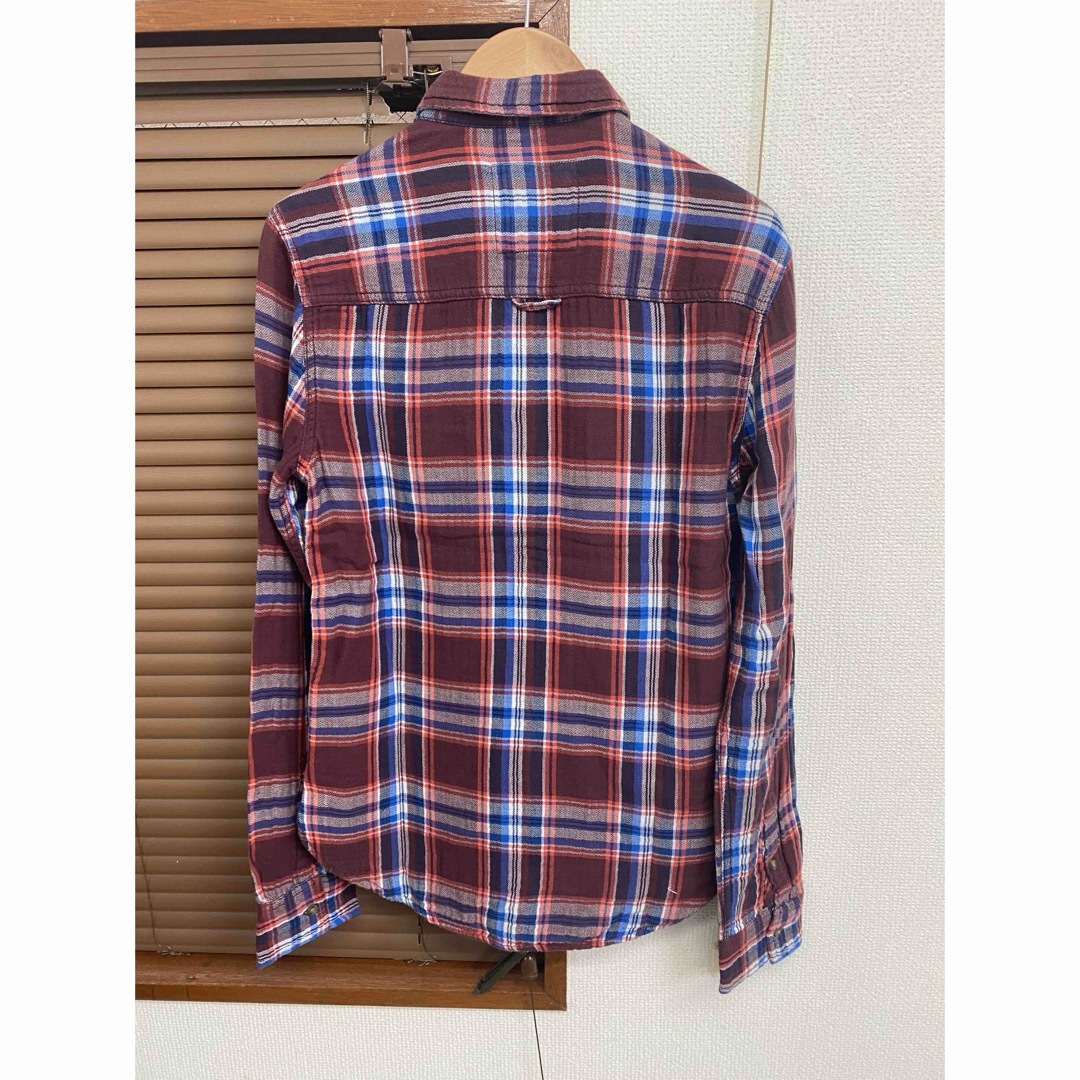 Abercrombie&Fitch(アバクロンビーアンドフィッチ)のネルシャツ 長袖シャツ赤アバクロAbercrombie &Fitch サイズXS レディースのトップス(シャツ/ブラウス(長袖/七分))の商品写真