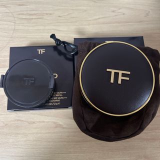 トムフォード(TOM FORD)のジェイドアンドイルミネイトファンデーション　0.4(ファンデーション)