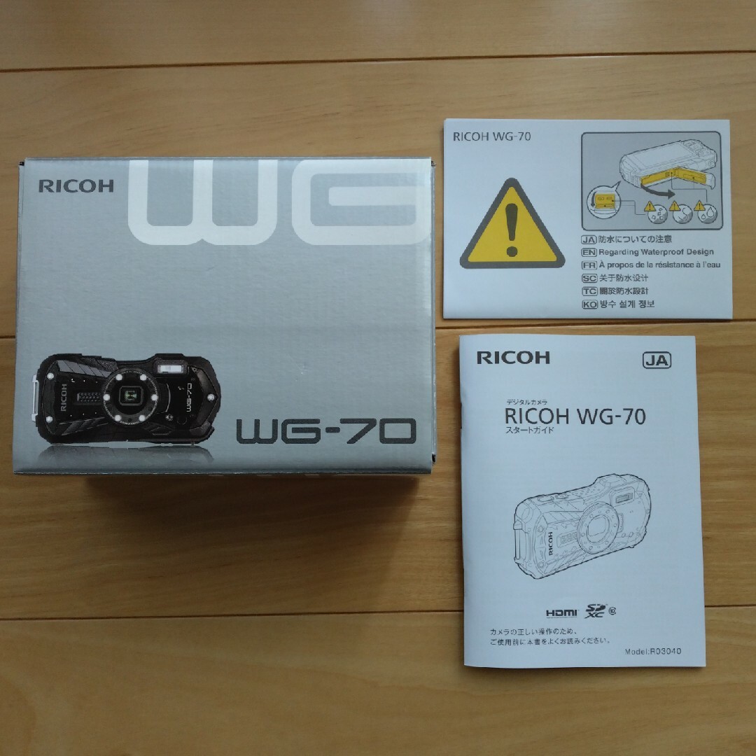 RICOH(リコー)のRICOH コンパクトデジカメ WG-70　SD-128GB付 スマホ/家電/カメラのカメラ(コンパクトデジタルカメラ)の商品写真