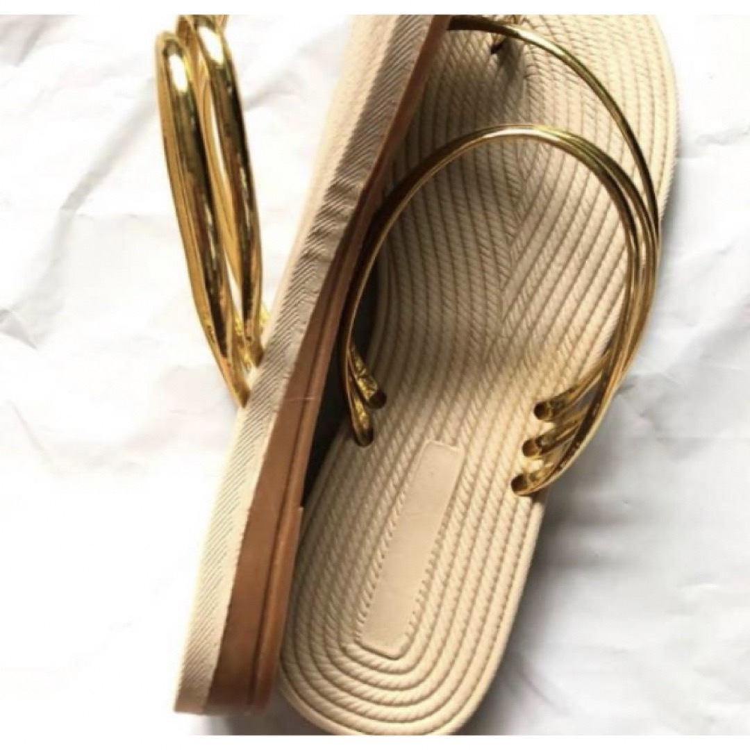 ■23. 5cm　ぺたんこビーチサンダルホールドアンクルストラップストーン付き レディースの靴/シューズ(サンダル)の商品写真