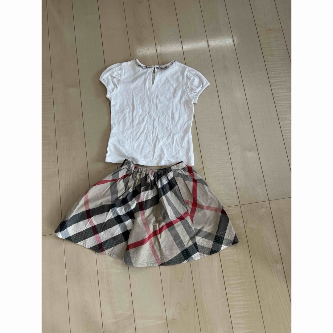 BURBERRY(バーバリー)のバーバリー  トップス　スカート  110 120 キッズ/ベビー/マタニティのキッズ服女の子用(90cm~)(スカート)の商品写真