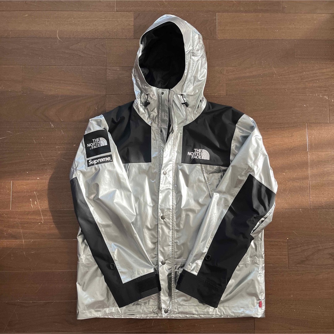 Supreme(シュプリーム)のSupreme / TNF® Metallic Mountain Parka メンズのジャケット/アウター(マウンテンパーカー)の商品写真