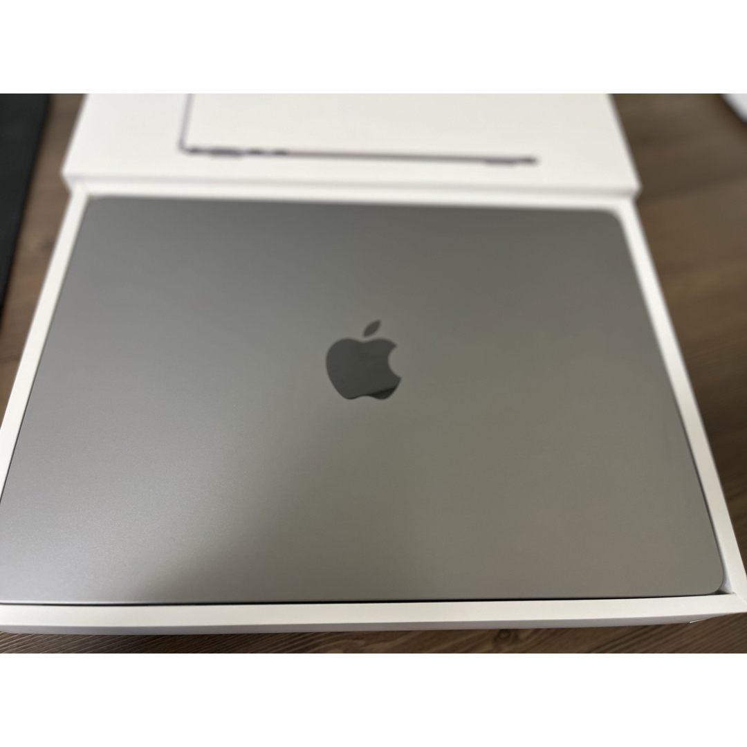 Mac (Apple)(マック)のハイスペックMacBook air M2 13inch 16GB/512GB スマホ/家電/カメラのPC/タブレット(ノートPC)の商品写真