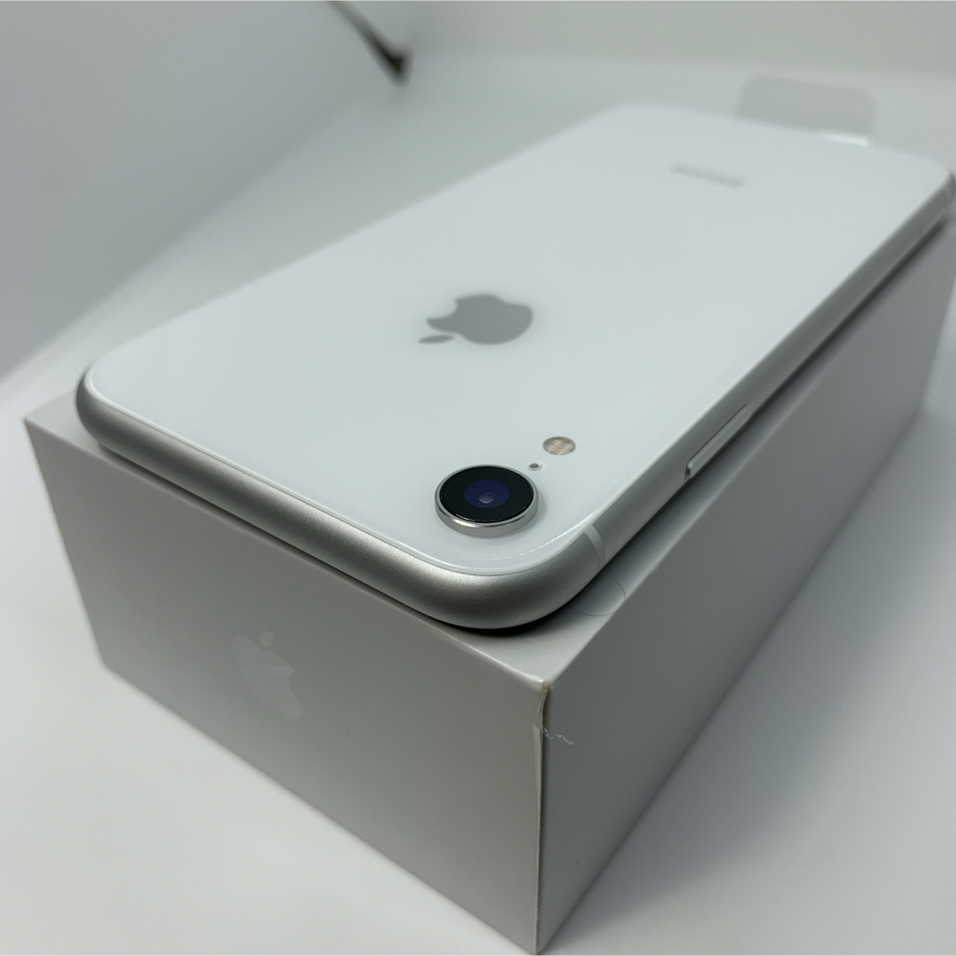 値下げOK良品！極美品！iPhone XR 128 ホワイト 美品 SIMフリー