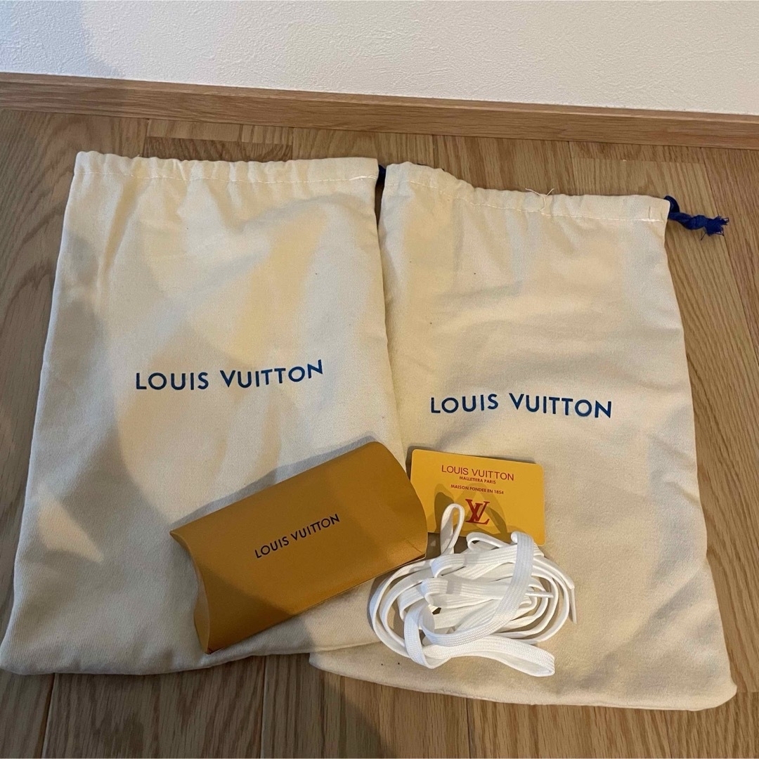 LOUIS VUITTON(ルイヴィトン)のルイビトン　LOUIS VUITTON 靴　スニーカー　シューズ メンズの靴/シューズ(スニーカー)の商品写真