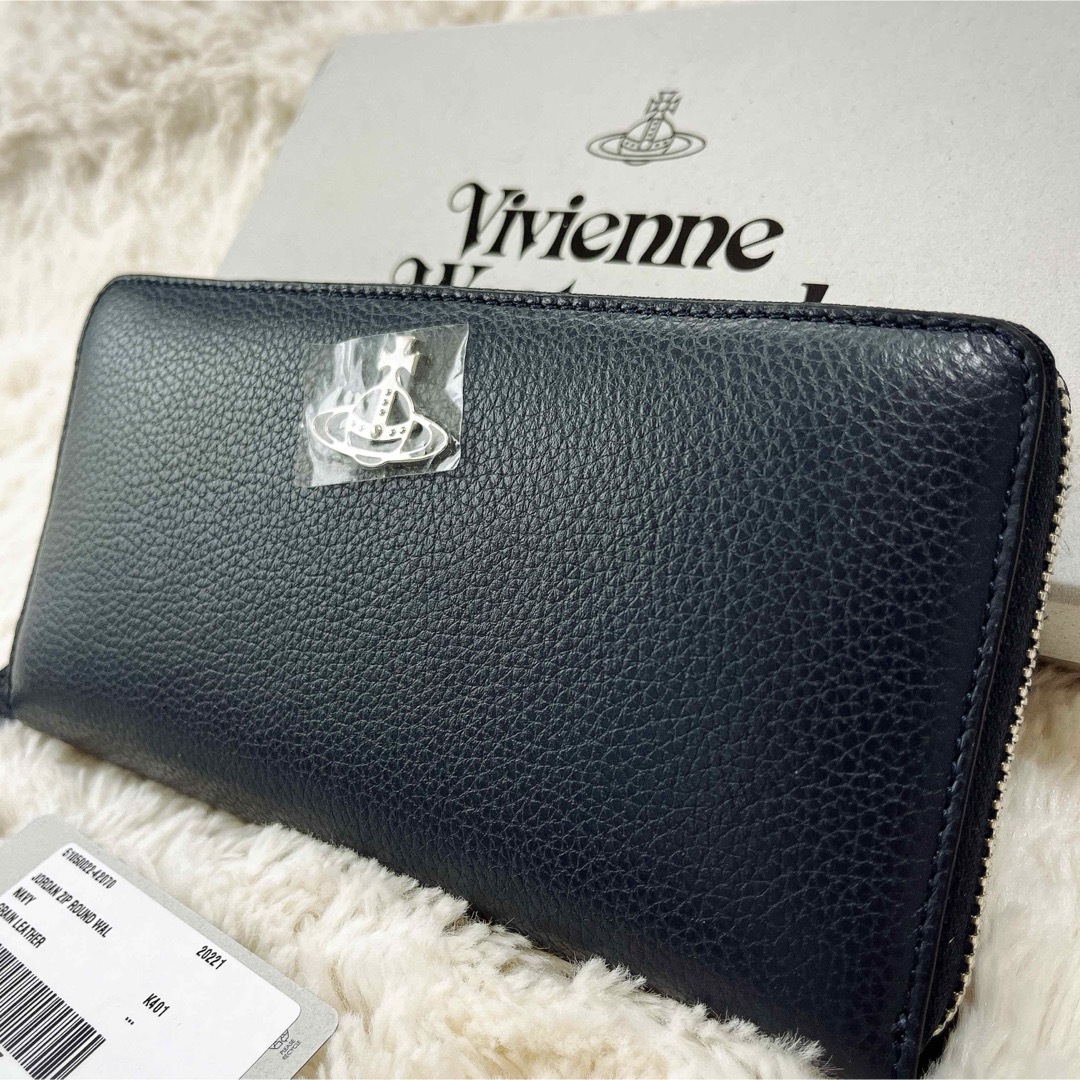 Vivienne Westwood(ヴィヴィアンウエストウッド)のヴィヴィアンウエストウッド　レザー　長財布　ラウンドジップ　　本革 レディースのファッション小物(財布)の商品写真