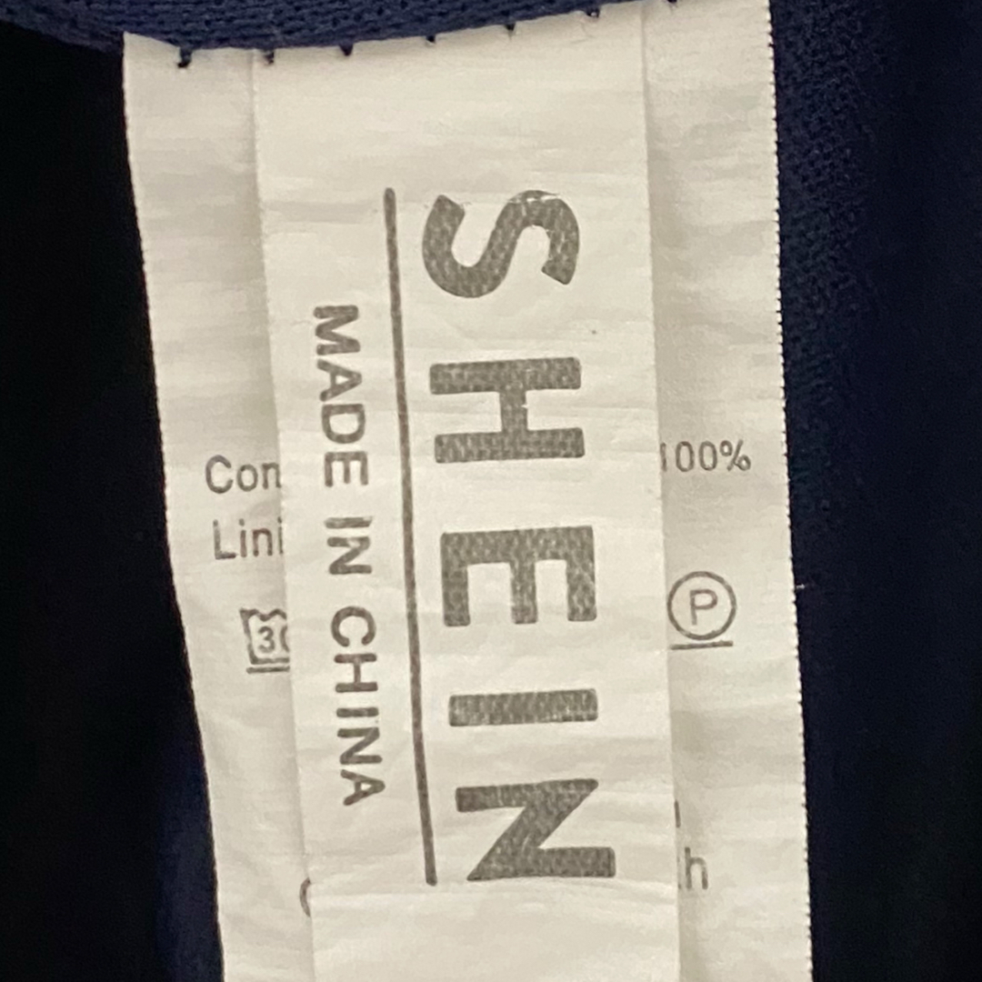 SHEIN(シーイン)のSHEIN スイートハートネック　ランタンスリーブ　ワンピース レディースのワンピース(ミニワンピース)の商品写真