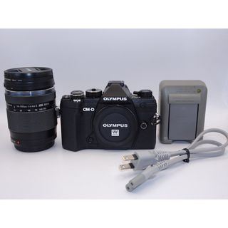 【外観特上級】OLYMPUS ミラーレス一眼カメラ OM-D E-M5 MarkIII 14-150mmIIレンズキット ブラック(ミラーレス一眼)