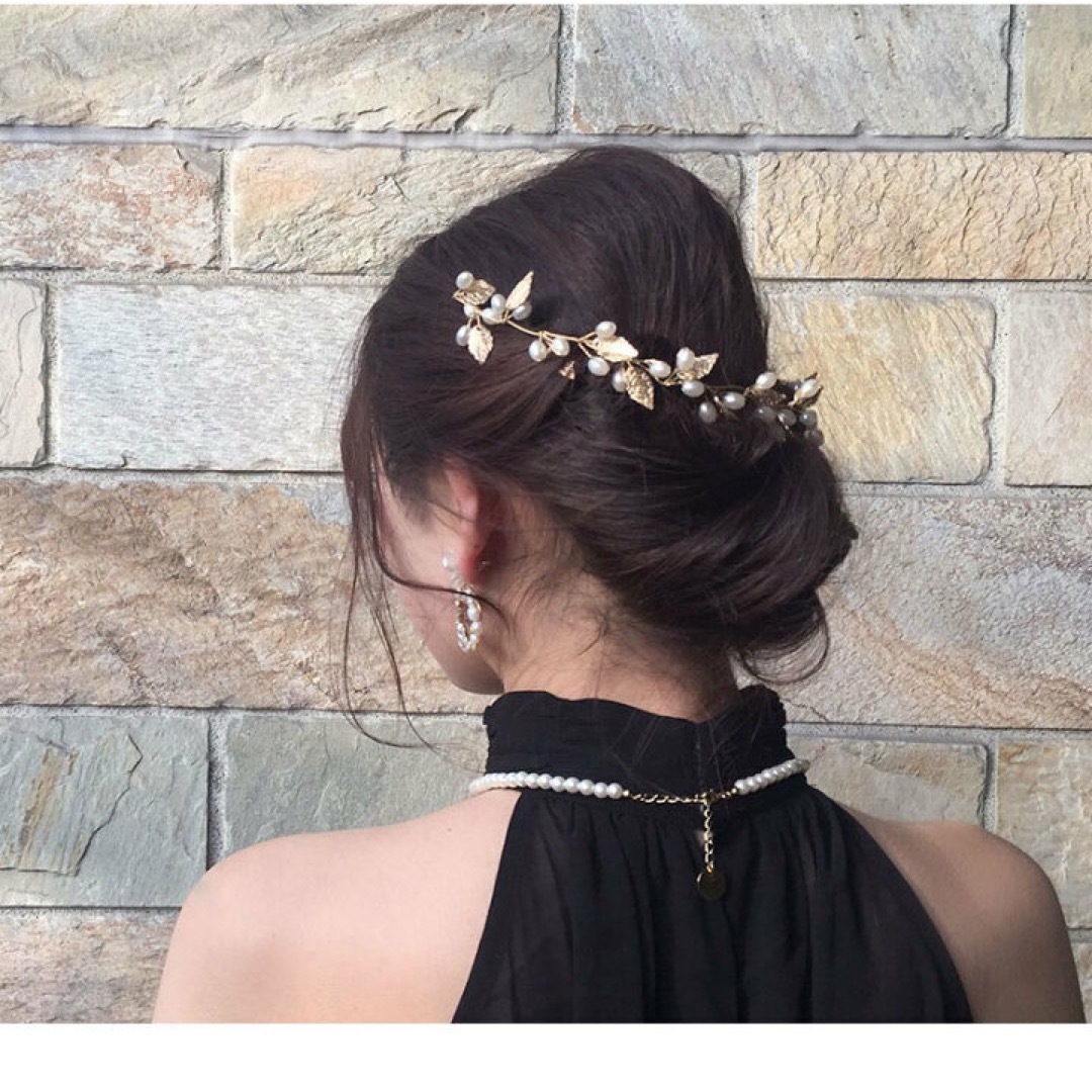 新品☆ ブライダル ヘッドドレス リーフ パール ウェディング 結婚式 ゴールド レディースのヘアアクセサリー(その他)の商品写真