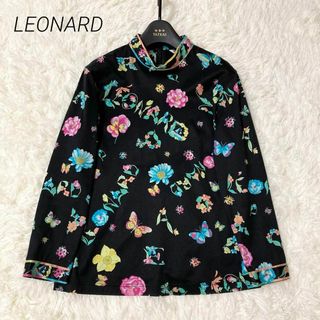 レオナール(LEONARD)の美品♡ LEONARD カットソー　花柄　スタンドカラー　ロゴ　トリム　42(カットソー(長袖/七分))