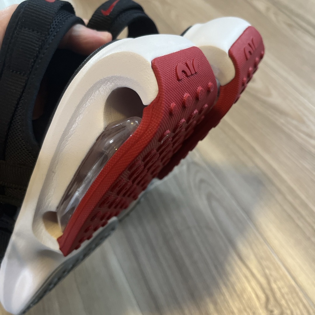 NIKE(ナイキ)の【新品・未使用】NIKEエアマックスソル26cm メンズの靴/シューズ(サンダル)の商品写真