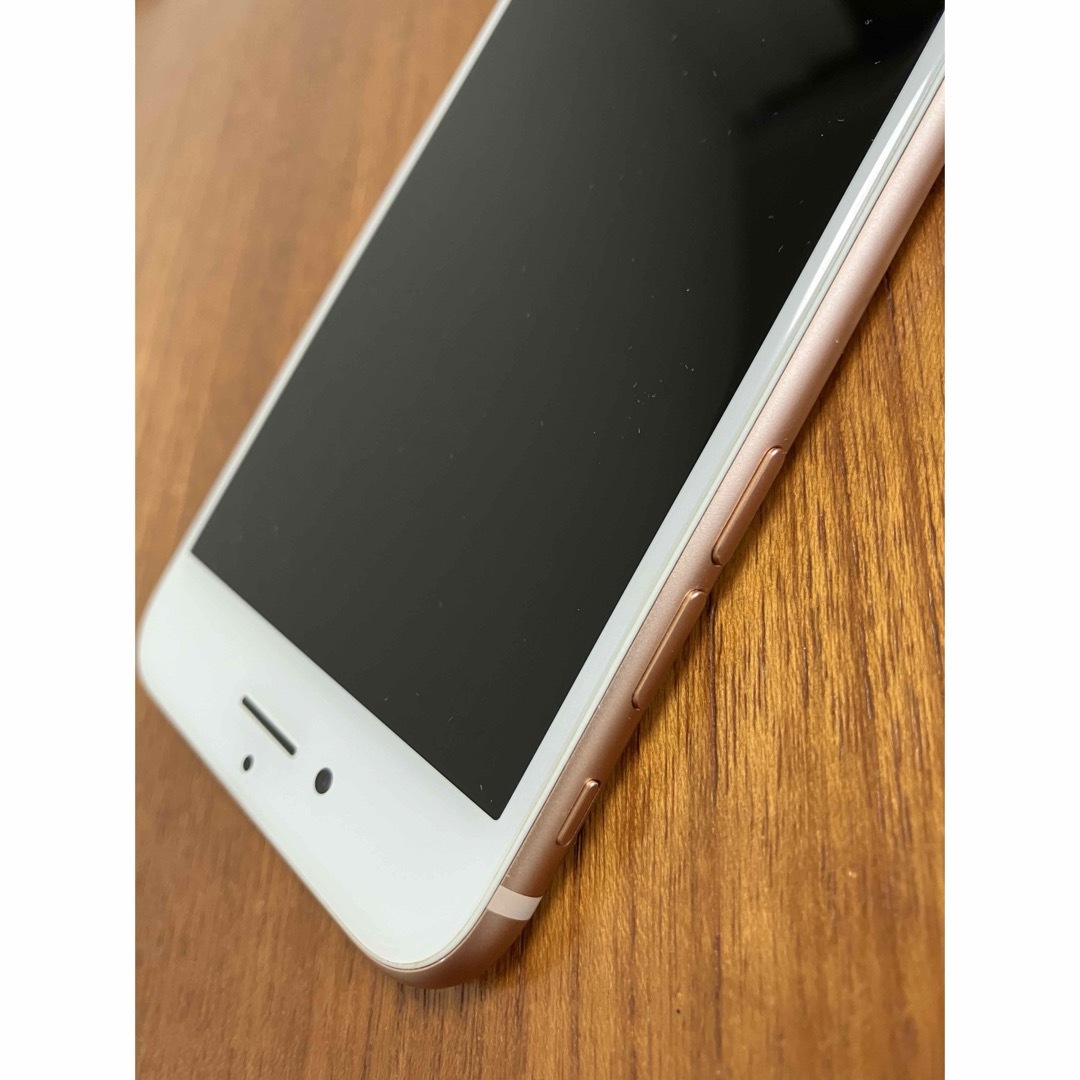 iPhone(アイフォーン)のiPhone8   64GB   極美品 スマホ/家電/カメラのスマートフォン/携帯電話(スマートフォン本体)の商品写真