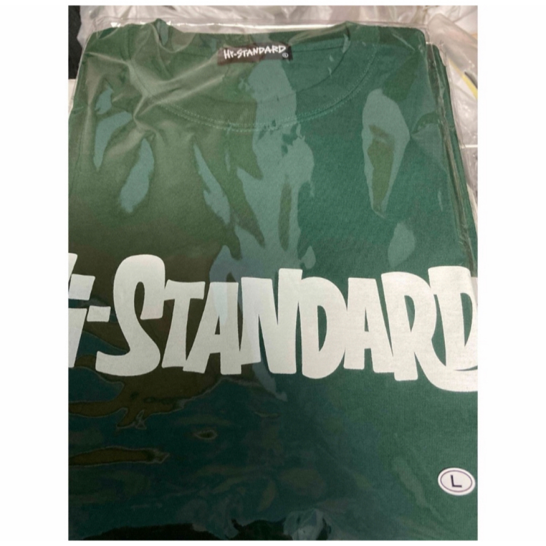 HIGH!STANDARD(ハイスタンダード)のHi-STANDARD × FAT LOGO Tシャツ グリーン　Lサイズ １枚 エンタメ/ホビーのタレントグッズ(ミュージシャン)の商品写真