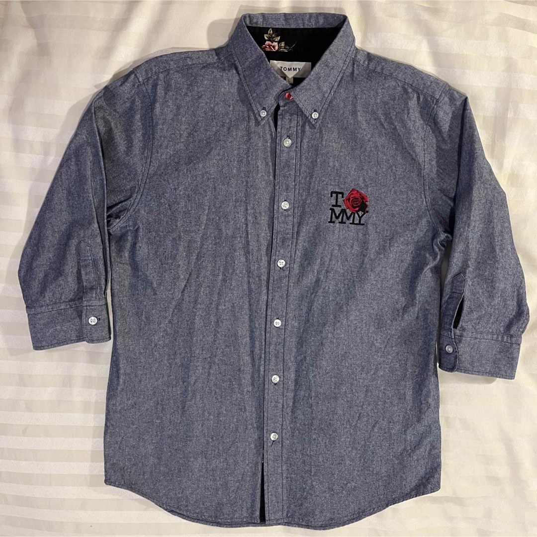 TOMMY HILFIGER(トミーヒルフィガー)のTOMMY  トミーヒルフィガー　七分袖シャツ　ローズ刺繍 メンズのトップス(シャツ)の商品写真