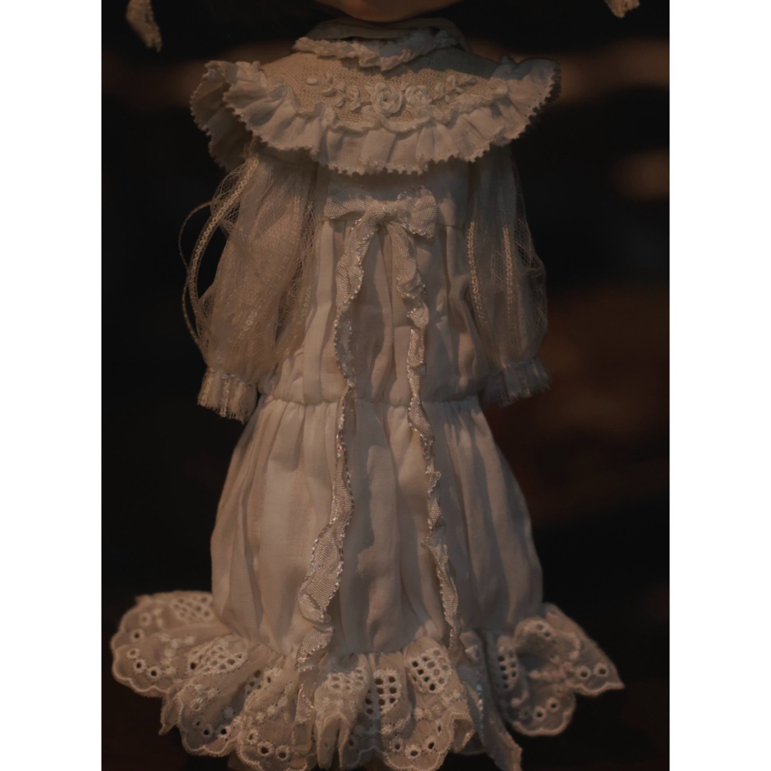 ブライス お洋服 アウトフィット 海外作家製 ヴィンテージドレスセット ハンドメイドのぬいぐるみ/人形(人形)の商品写真