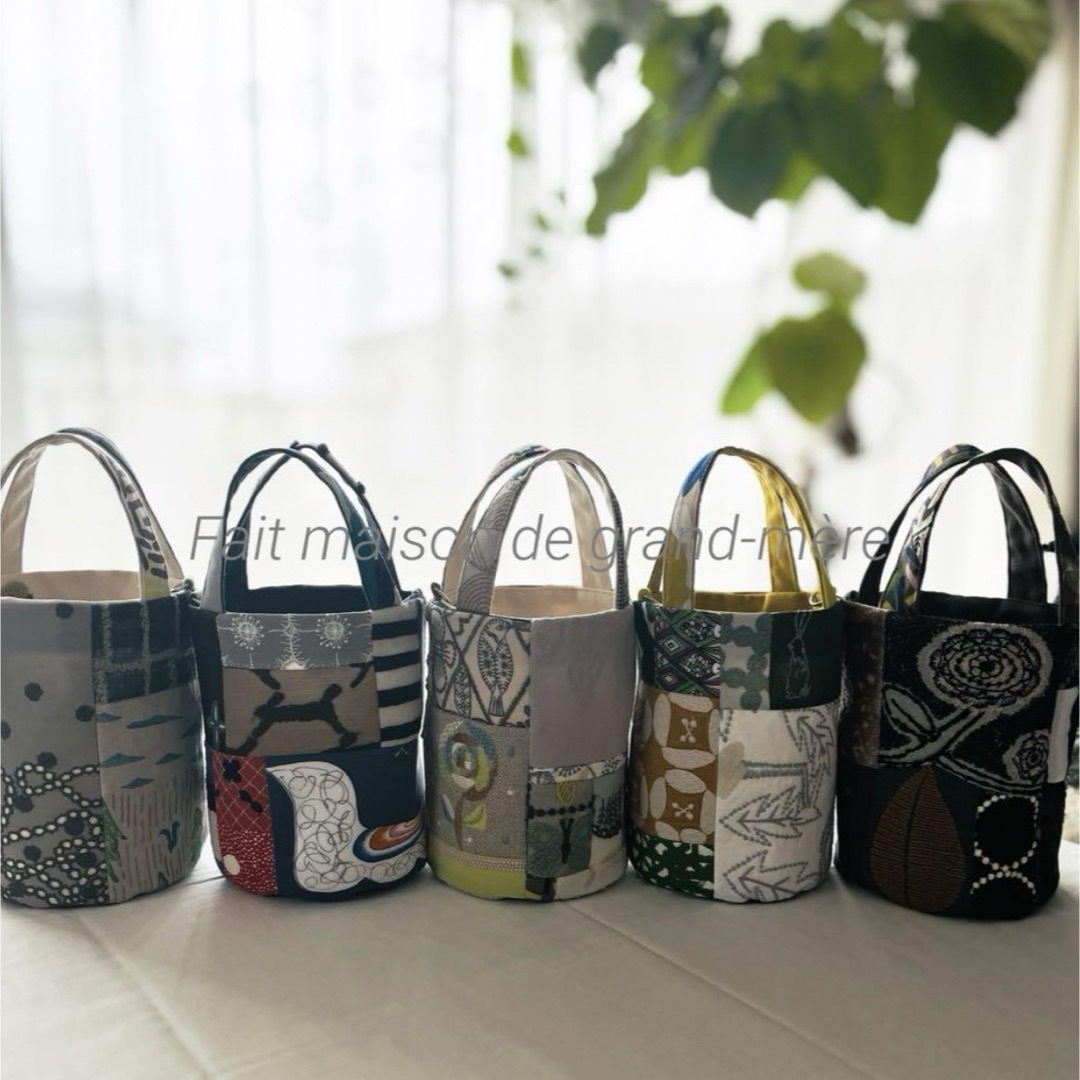 mina perhonen(ミナペルホネン)のmina perhonen bucket bag mini  ／004 ハンドメイドのファッション小物(バッグ)の商品写真