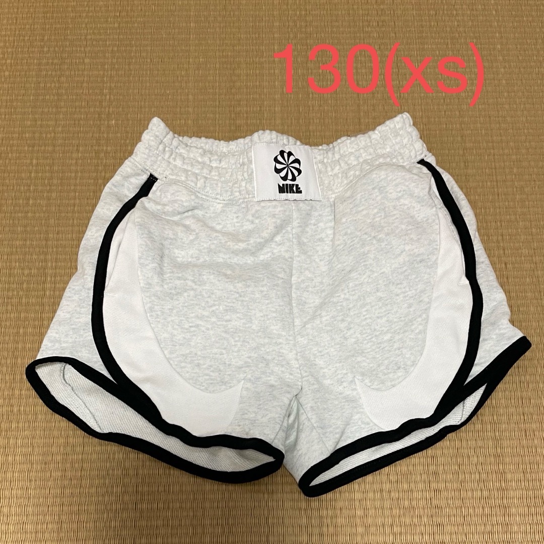 NIKE(ナイキ)のNIKE キッズ　ショートパンツ　130【新品タグ付】 キッズ/ベビー/マタニティのキッズ服男の子用(90cm~)(パンツ/スパッツ)の商品写真